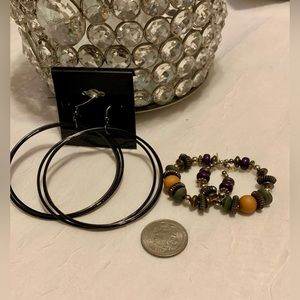 Set of 2 hoops earrings